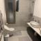 3 Zimmer Apartment am Gardasee mit traumhaften Seeblick und Pool in Torri del Benaco
