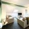 Free Parking - Family Stays - Spacious