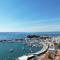 Sea Breeze Suite with Jacuzzi - Пірей