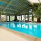 Gite Piscine et Jacuzzi intérieurs - Cherveix-Cubas