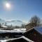 Chalet avec vue panoramique sur les Montagnes du Mole et la chaîne des Aravis piscine chauffée à 5 min des pistes de la station des Brasses - Viuz-en-Sallaz