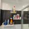 Modern immaculate studio with AC & parking, outside the CAZ