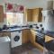 3 Bedroom house, close to woodland, chesterfield and peak District - Brimington