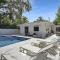 Designer Home w Pool & Firepit - 7 min to Brickell - Miami