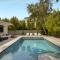Designer Home w Pool & Firepit - 7 min to Brickell - Miami