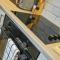 Modern 2 Bed Apt, 7ft Pool Table, Sheffield City Centre, FREE Parking, Netflix - Hosted by Stay Host Save - Sheffield