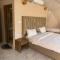 Waseem luxury camp
