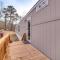 Grand Lake Views: Pet-Friendly Jay Getaway!