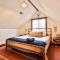 Kids under 4 free, Jacuzzi, Sauna, Pool, Lake, Gym