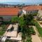Apartments with a parking space Split - 22990 - Split