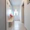 Apartments with a parking space Split - 22990 - Split