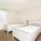 24A Petrel Ave - Wi-Fi - No Linen Included