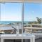 8 Davies St Encounter Bay - No Linen Included - Wi-Fi - Sea Views - Encounter Bay