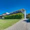 8 Davies St Encounter Bay - No Linen Included - Wi-Fi - Sea Views - Encounter Bay