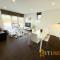 Wonder in Woden - 2 bd 2bth Apt Wonder in Woden - 2 bd 2bth Apt