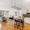 CozySuites Mill District with pool, gym #01
