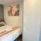 Brand New Furnished Studios - Padstow
