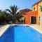 Casa con A/A, piscina, barbacoa, WIFI y a 200m de la playa en Costa Brava - ES-89-77