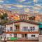Alaya Stays 3 BHK Apartment with Hill View - Cliff Trident