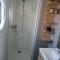 BJ Chalets - Robbengat 85 - Gezellige chalet op vakantiepark Lauwersoog! Vroege incheck! MET AIRCO!