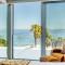 Clifton Palm Views