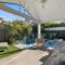 Freshwater Villa - Seconds to the Beach - Freshwater
