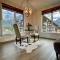 Beautiful getaway in Canmore near Banff 2