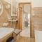 4 Bedroom Awesome Apartment In Imperia