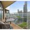 Elegant and Modern Apartments in Canary Wharf right next to Thames - London