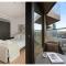 Elegant and Modern Apartments in Canary Wharf right next to Thames - London