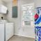 Idyllic Sarasota Home with Yard 2 Mi to Beach! - Sarasota