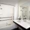 Holiday Inn Express Washington DC-BW Parkway by IHG