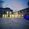 Luxury Palace / Vacation Home - ألفين