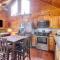 Cozy Sevierville Cabin with Hot Tub, Mountain Views! - 赛维尔维尔