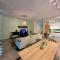 Queen’s Luxury Vila 111/A