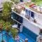 Elegant Dubai at FIVE Palm Residences - 迪拜