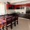 Vila Merkuri - 3-Storey Villa with Sea View