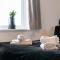 Spacious Luxury House In Canterbury with Free Parking & Garden - Sleeps 7