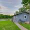 Rustic River Cabin with Dock and Covered Deck! - 韦科