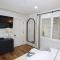 Tradewinds Cottage Completely Renovated Easy Beach & Pool Access - 布雷登顿海滩