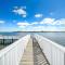 Tradewinds Cottage Completely Renovated Easy Beach & Pool Access - 布雷登顿海滩