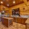 Legacy Mountain Lodge on 40-Acre Ranch with Views! - بالمير