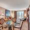 Signature 2Br3Ba F1 View Balcony Ste 21-701 and 03 - لاس فيغاس