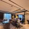 Regent Shanghai Pudong - Complimentary first round minibar per stay - including a bottle of wine - Šanghaj