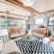 Green Riverside Homestay