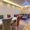 golf pyramids view apartment - 开罗