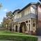 Falcon Lodge