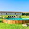 B&B with swimming pool between sea and countryside