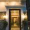 Hotel Naren Villa