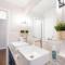 Southern Charm l 5BR l Sleeps 14 l A Location - 伯明翰